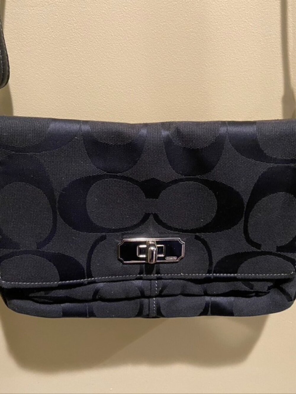 Coach Handbag - Picture 6 of 7